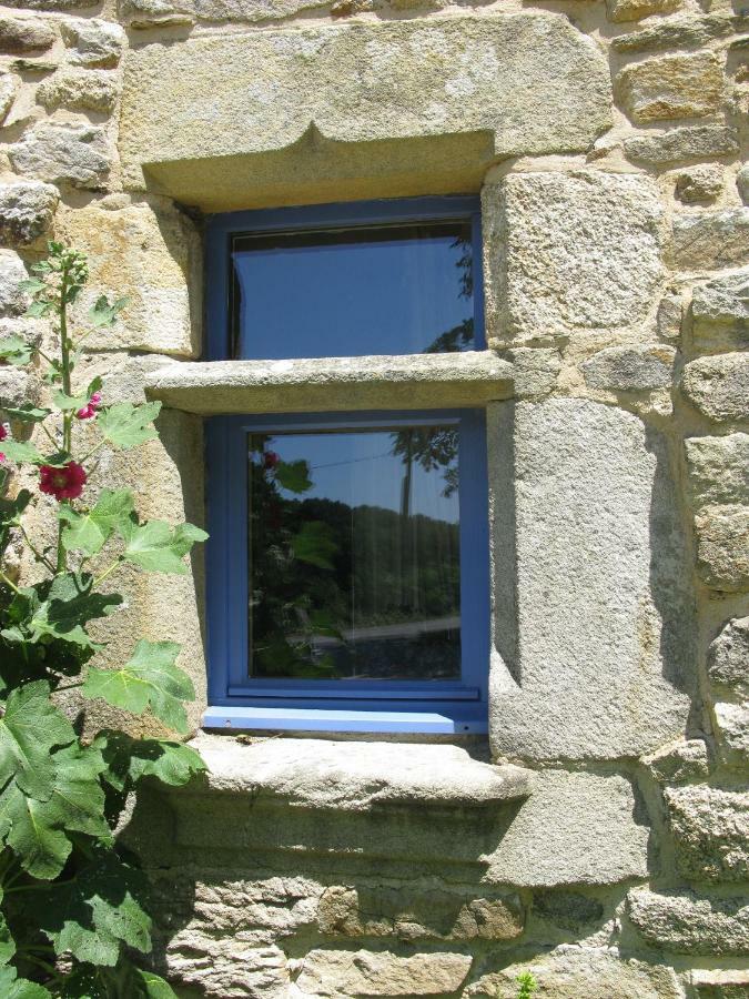 La Chambre Du Grand Val Caden 外观 照片